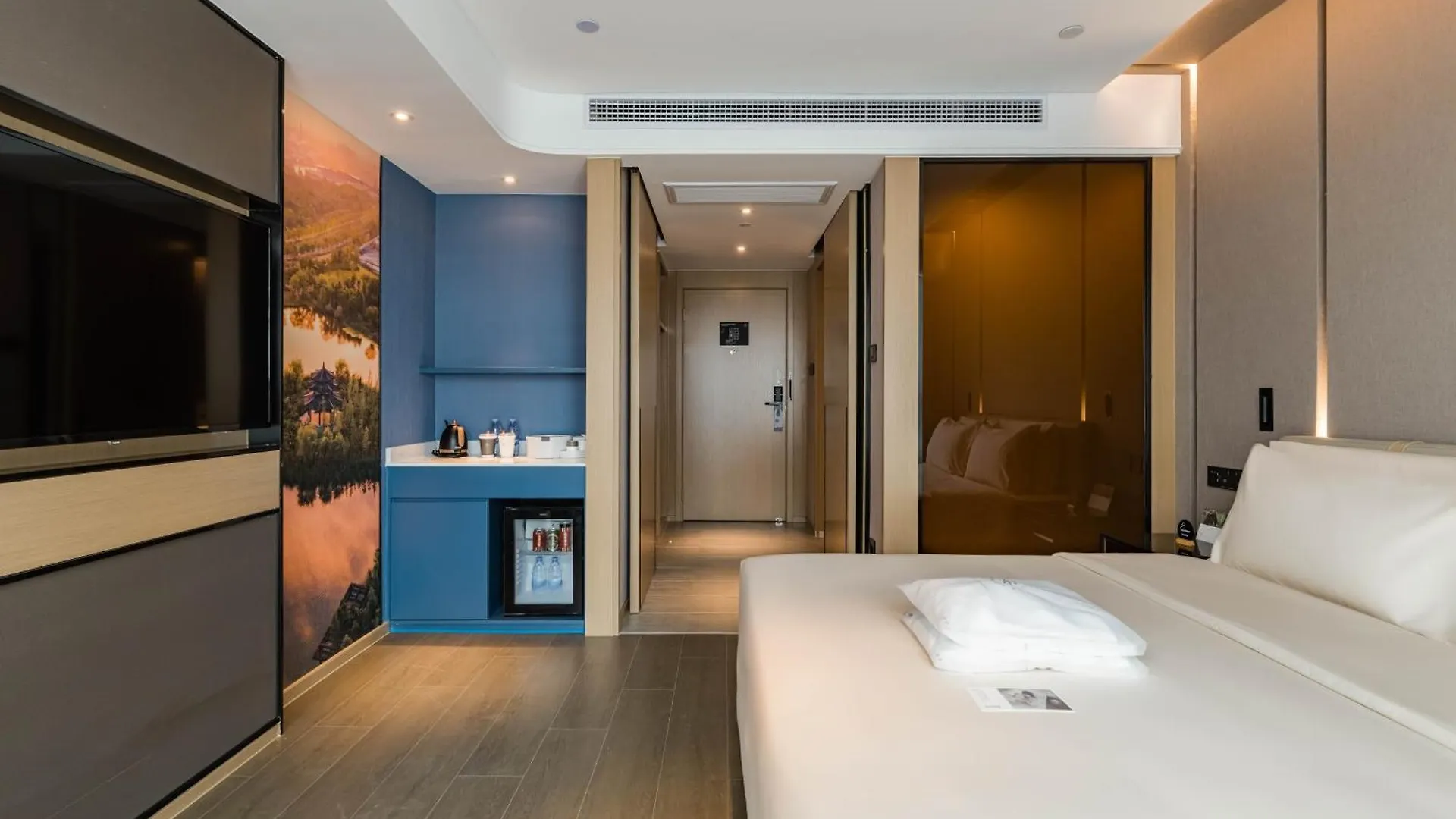 Atour Hotel Suzhou North High-Speed Railway Station
